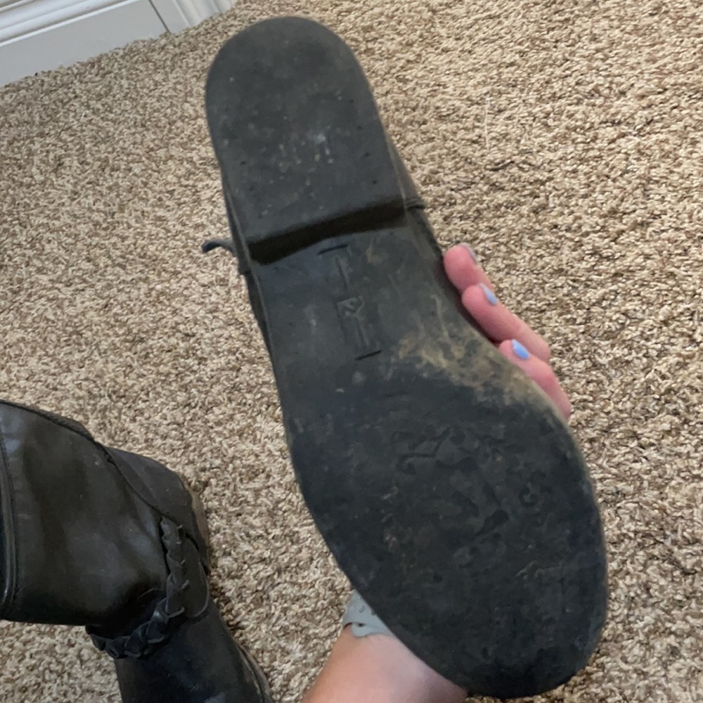 Short Leather Boots - Picture 2 of 5